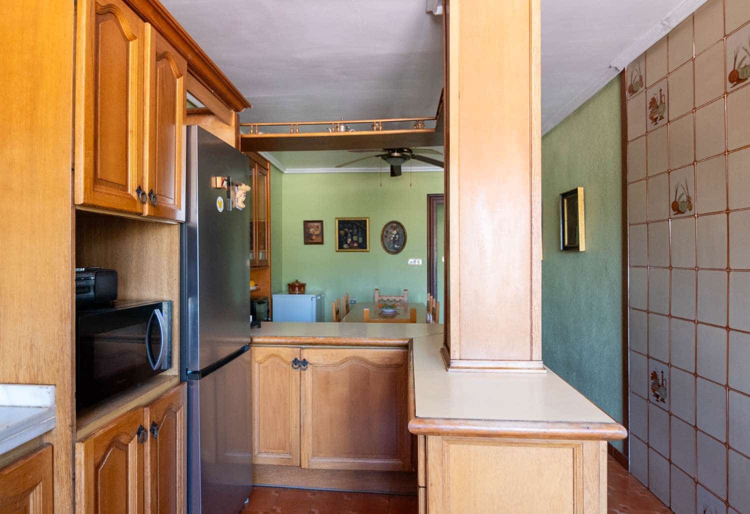 Casa de 7 habitaciones en Salobreña en venta - 795.000 € (Ref: 9806205)