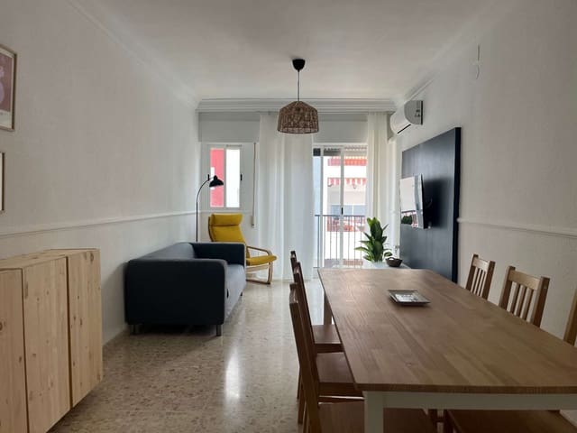 3 slaapkamer Appartement te huur in Salobreña - € 850 (Ref: 9811311)