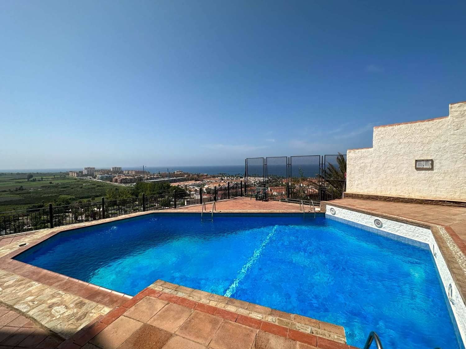 3 camera da letto Appartamento in vendita in Salobrena con piscina - 158.000 € (Rif: 9817778)