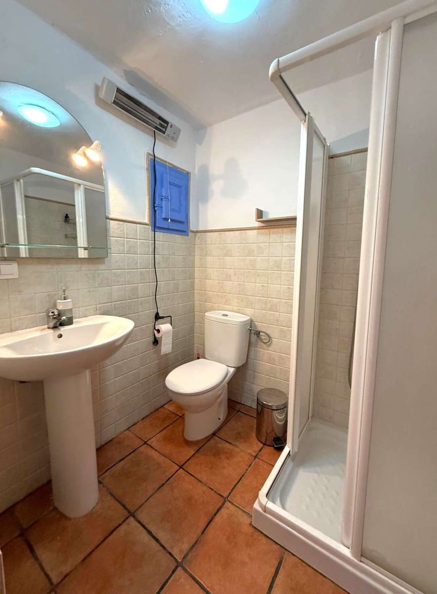 5 bedroom Townhouse for sale in Los Guajares - € 115,000 (Ref: 9833362)