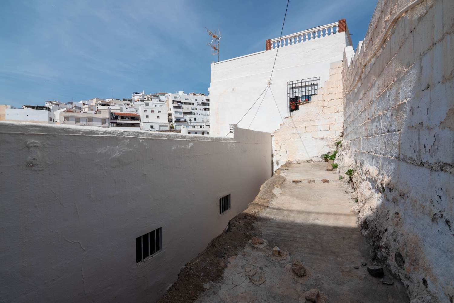 1 bedroom Townhouse for sale in Salobrena - € 155,000 (Ref: 9849127)