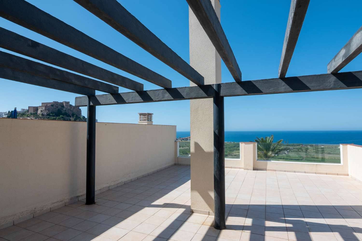 3 chambre Appartement à vendre à Salobrena avec garage - 365 000 € (Ref: 9869907)
