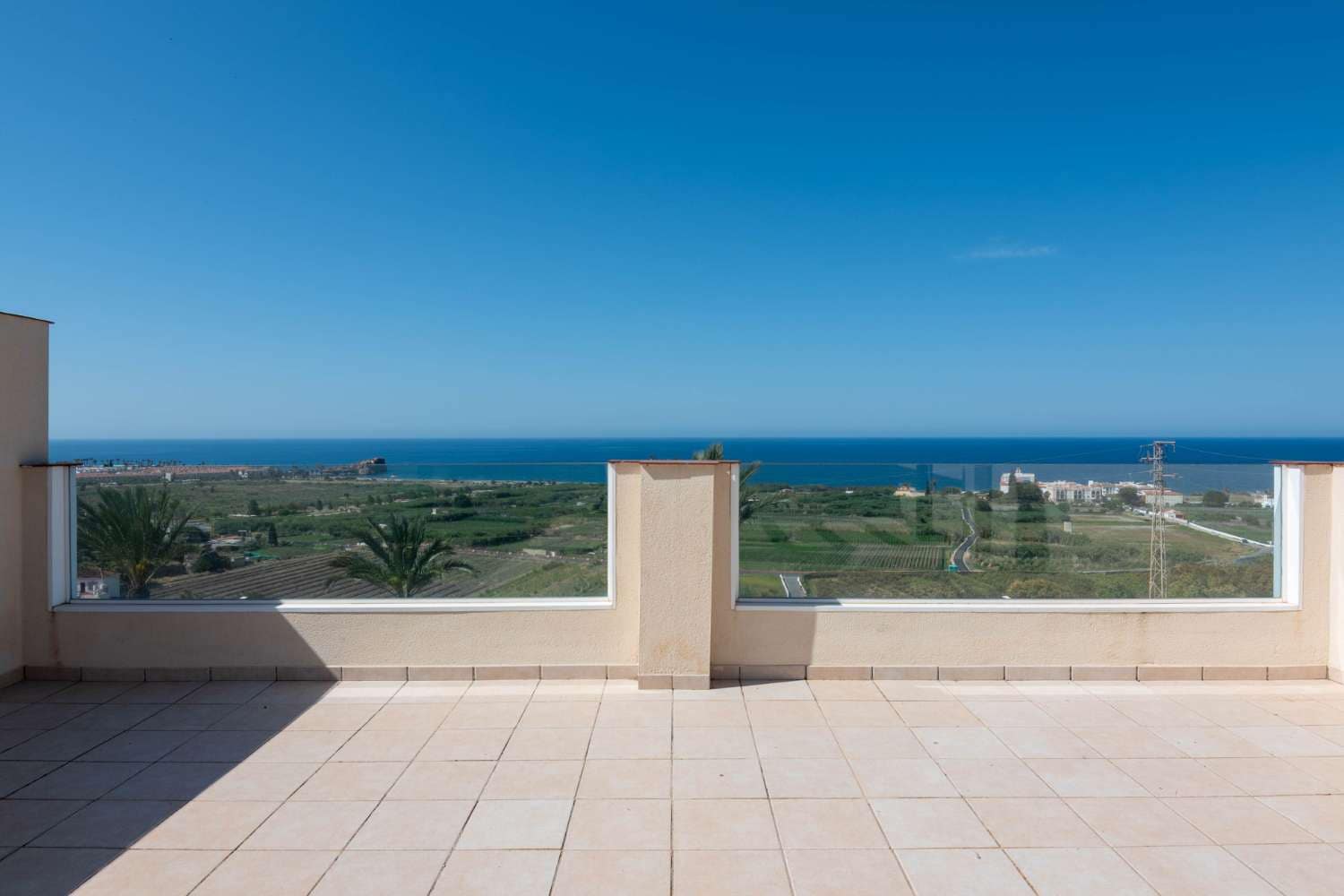 3 chambre Appartement à vendre à Salobrena avec garage - 365 000 € (Ref: 9869907)