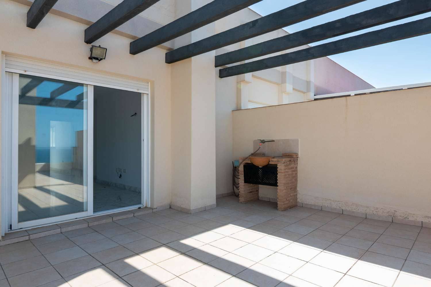 3 chambre Appartement à vendre à Salobrena avec garage - 365 000 € (Ref: 9869907)