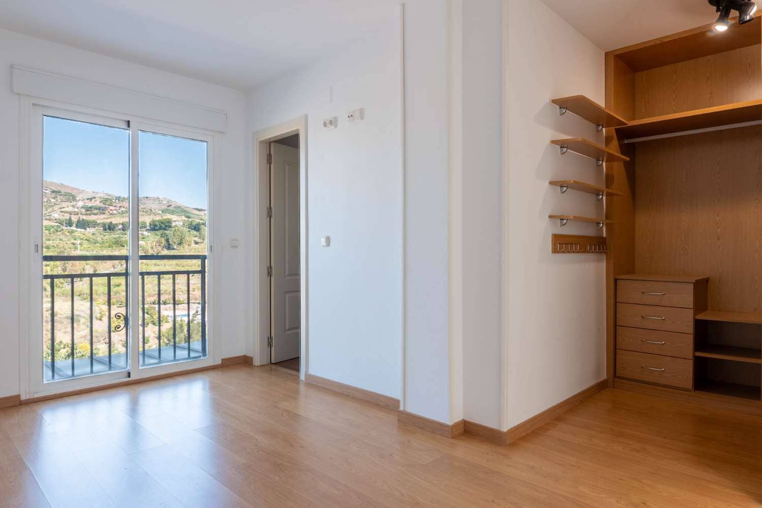 3 chambre Appartement à vendre à Salobrena avec garage - 365 000 € (Ref: 9869907)