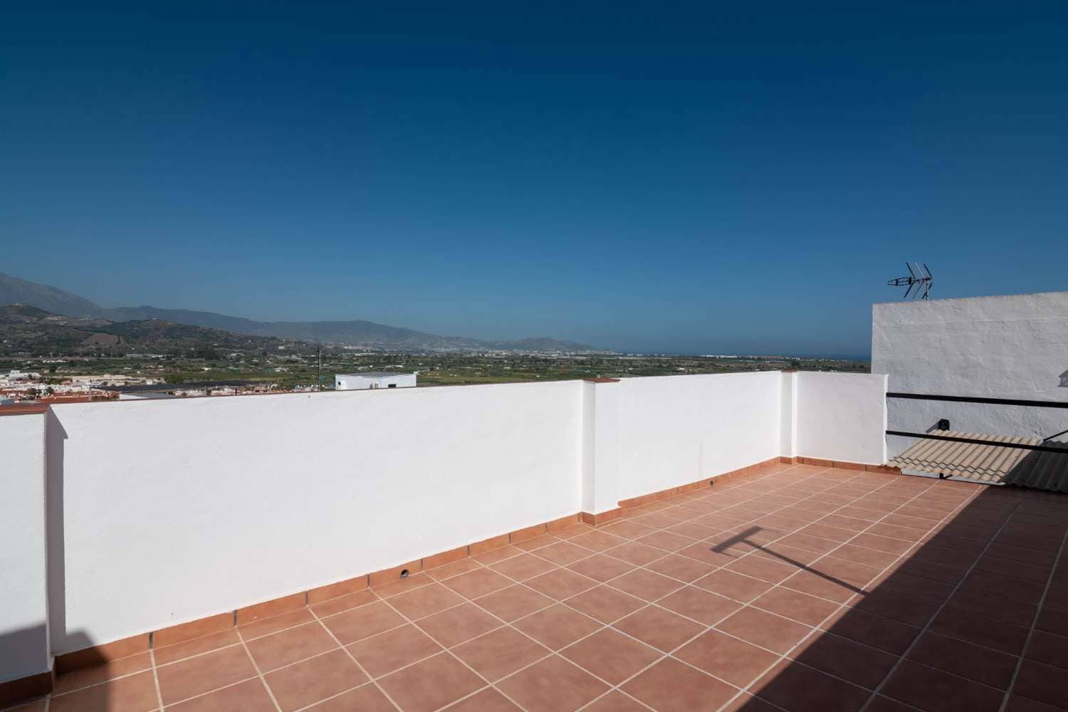 2 quarto Casa em Banda para venda em Salobrena - 180 000 € (Ref: 9899125)