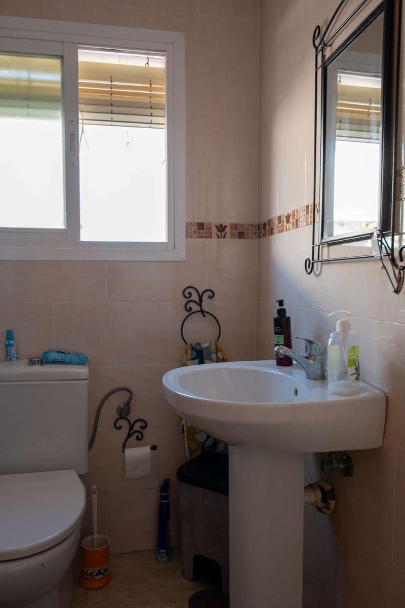 2 quarto Casa em Banda para venda em Salobrena - 180 000 € (Ref: 9899125)