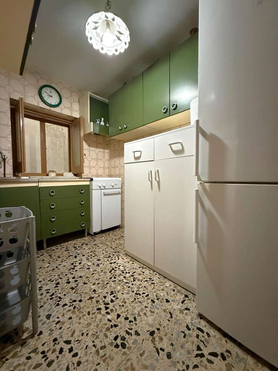 4 bedroom Townhouse for sale in Jete - € 120,000 (Ref: 9941785)