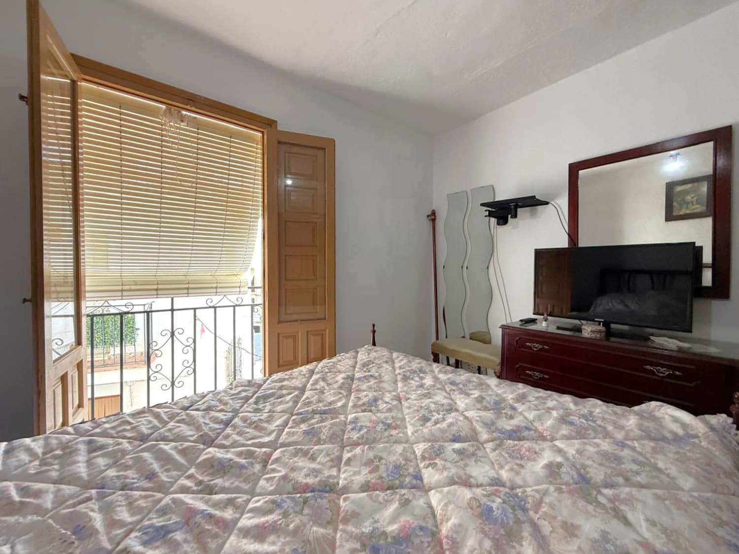 4 bedroom Townhouse for sale in Jete - € 120,000 (Ref: 9941785)
