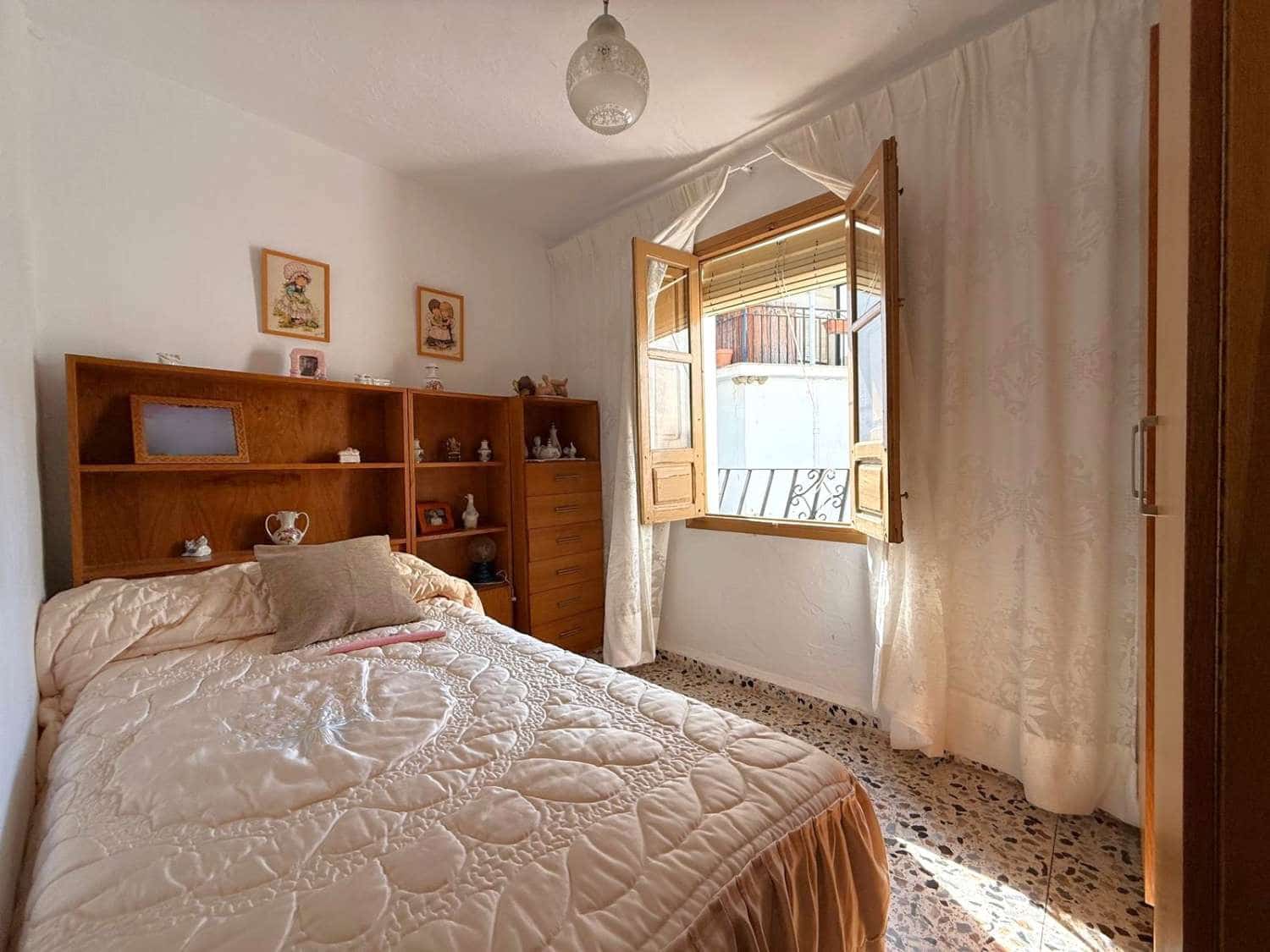 4 bedroom Townhouse for sale in Jete - € 120,000 (Ref: 9941785)