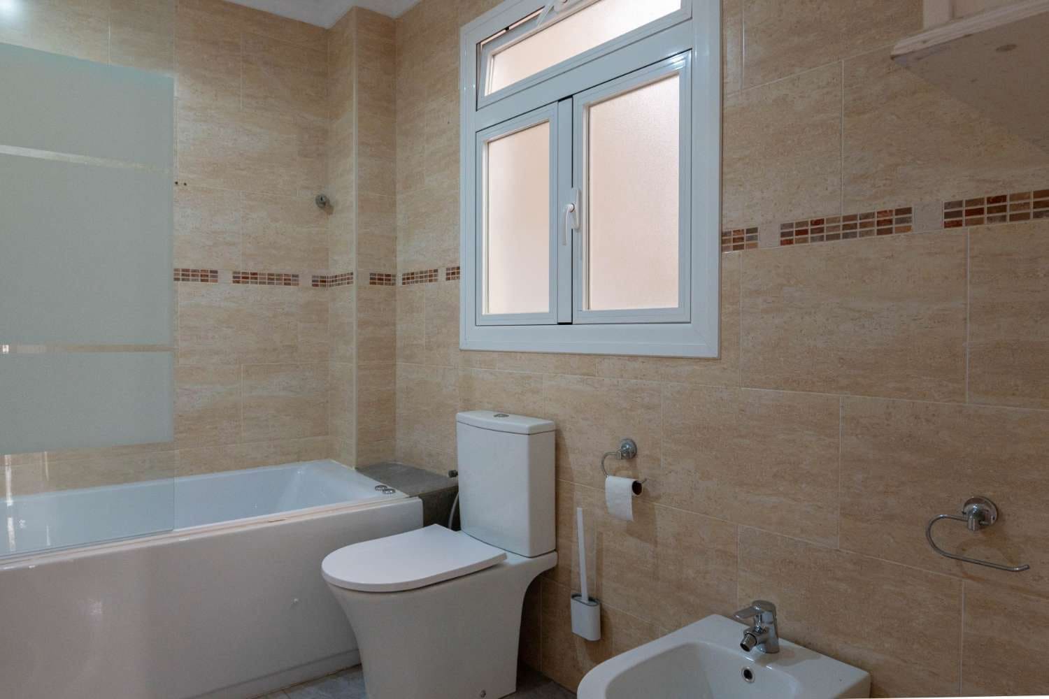 2 slaapkamer Huis te koop in Salobrena - € 260.000 (Ref: 9949294)