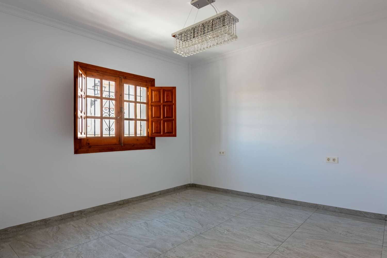 2 slaapkamer Huis te koop in Salobrena - € 260.000 (Ref: 9949294)
