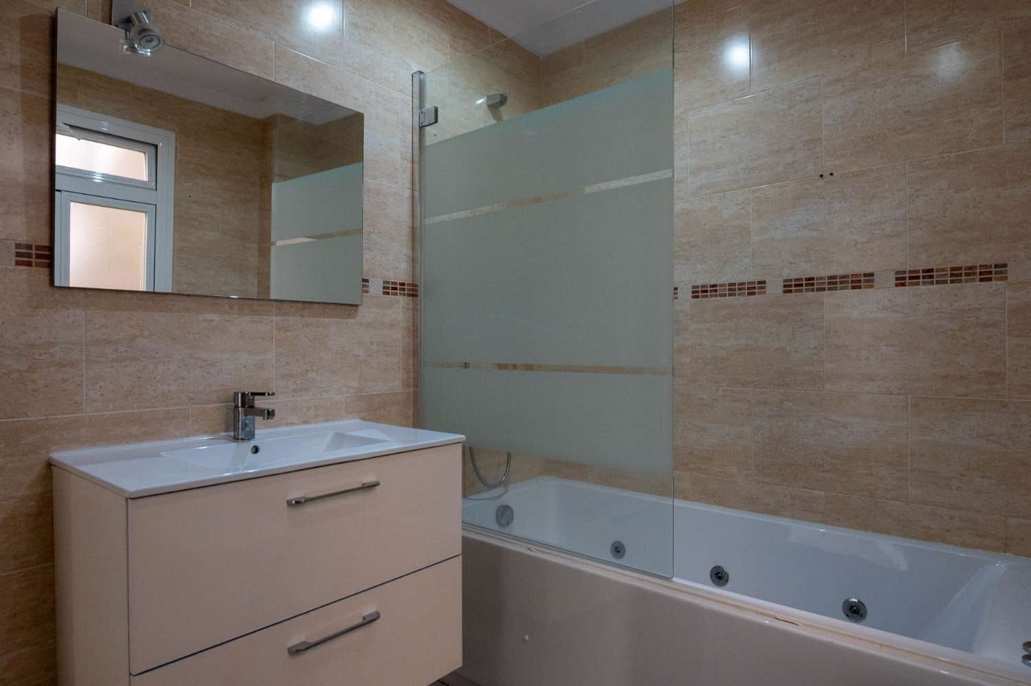 2 slaapkamer Huis te koop in Salobrena - € 260.000 (Ref: 9949294)