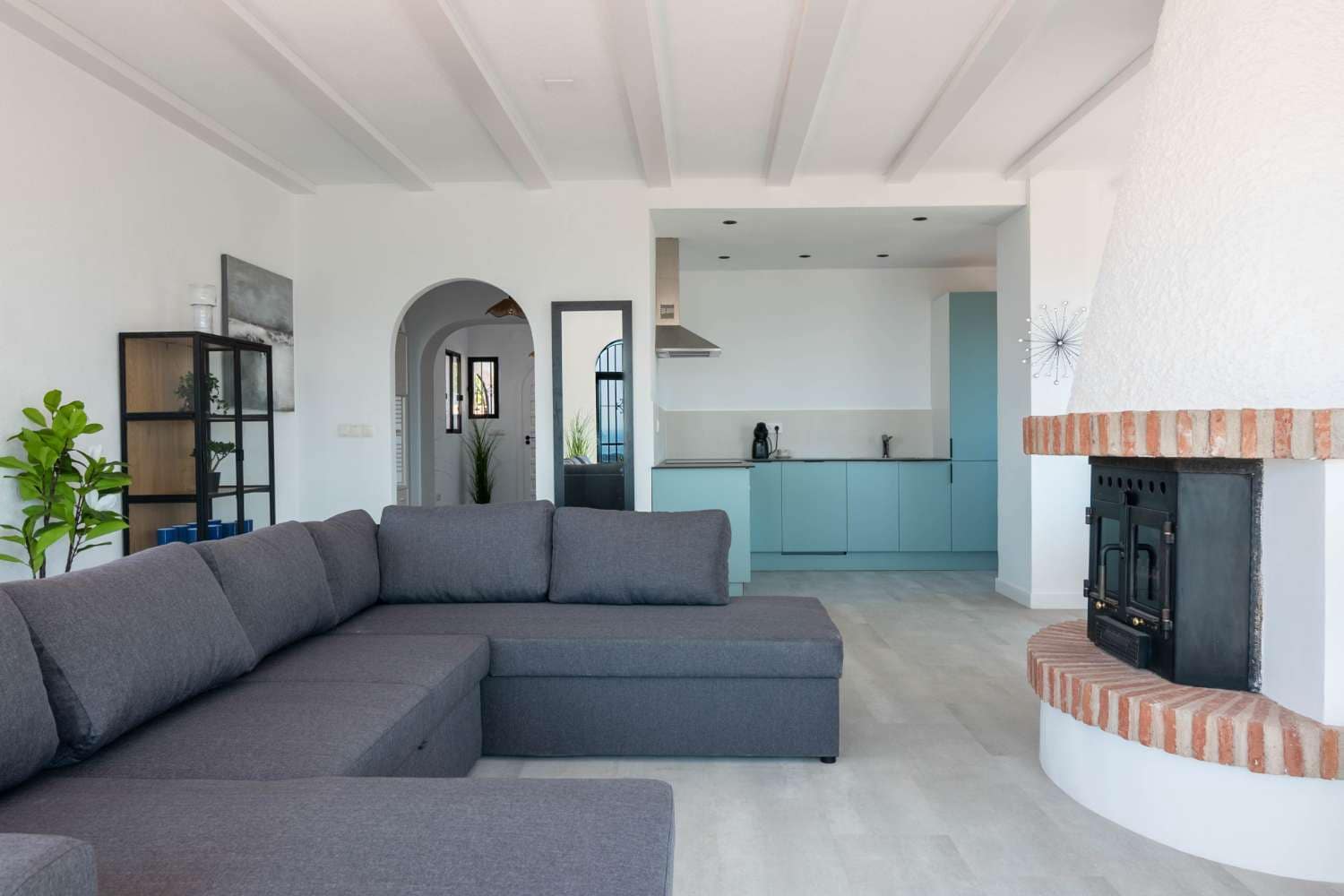 4 Zimmer Villa zu verkaufen in Salobrena mit Pool Garage - 749.000 € (Ref: 9952003)