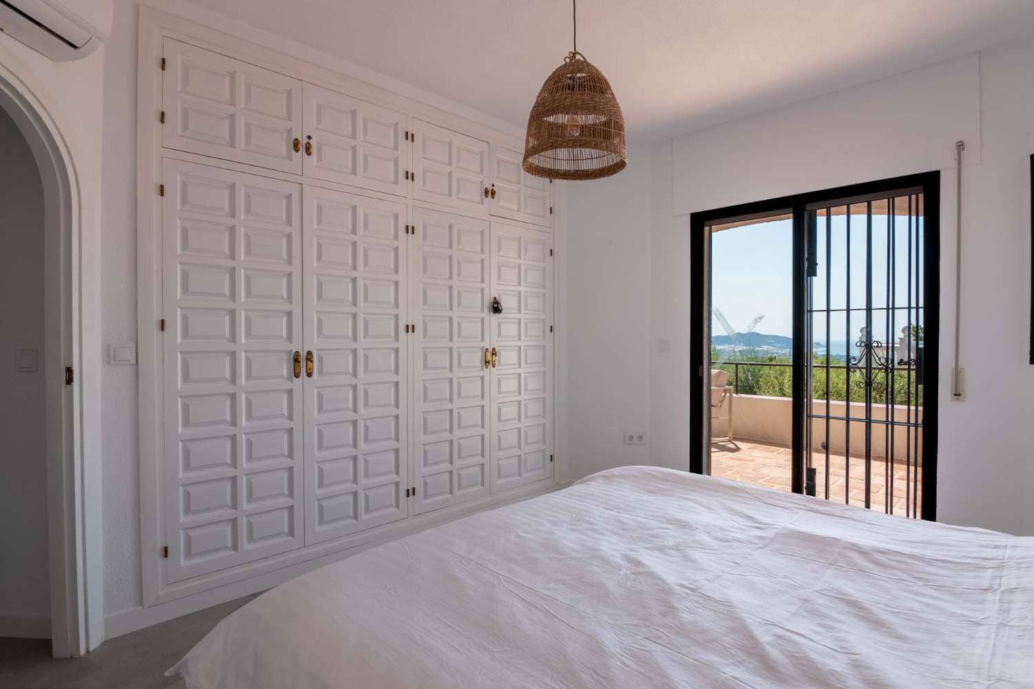 4 Zimmer Villa zu verkaufen in Salobrena mit Pool Garage - 749.000 € (Ref: 9952003)