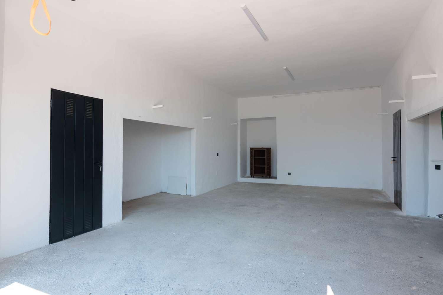 4 Zimmer Villa zu verkaufen in Salobrena mit Pool Garage - 749.000 € (Ref: 9952003)