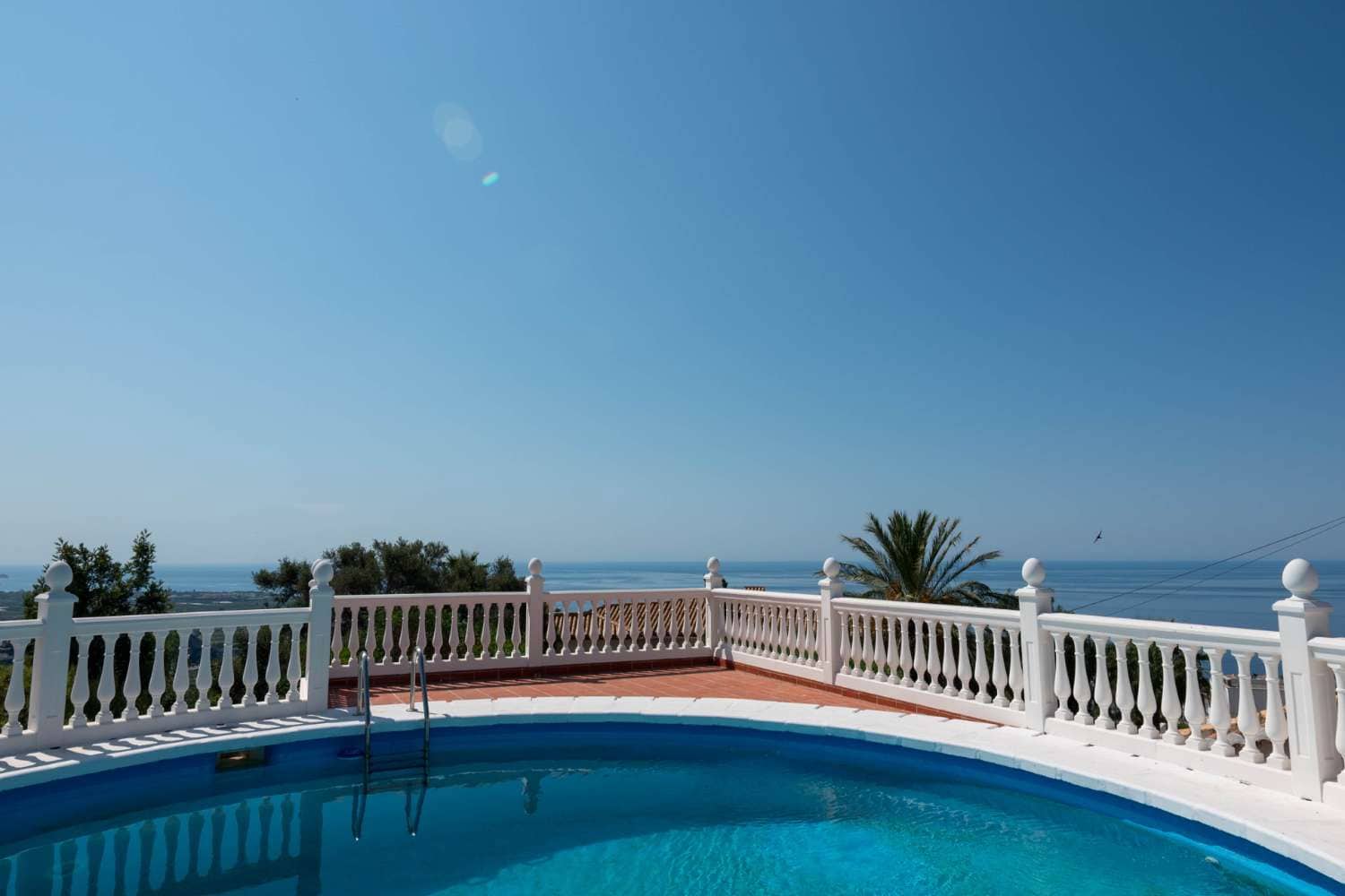 4 Zimmer Villa zu verkaufen in Salobrena mit Pool Garage - 749.000 € (Ref: 9952003)