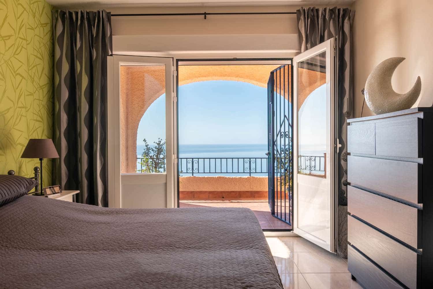 3 camera da letto Casa in vendita in Salobrena con piscina - 495.000 € (Rif: 9998143)