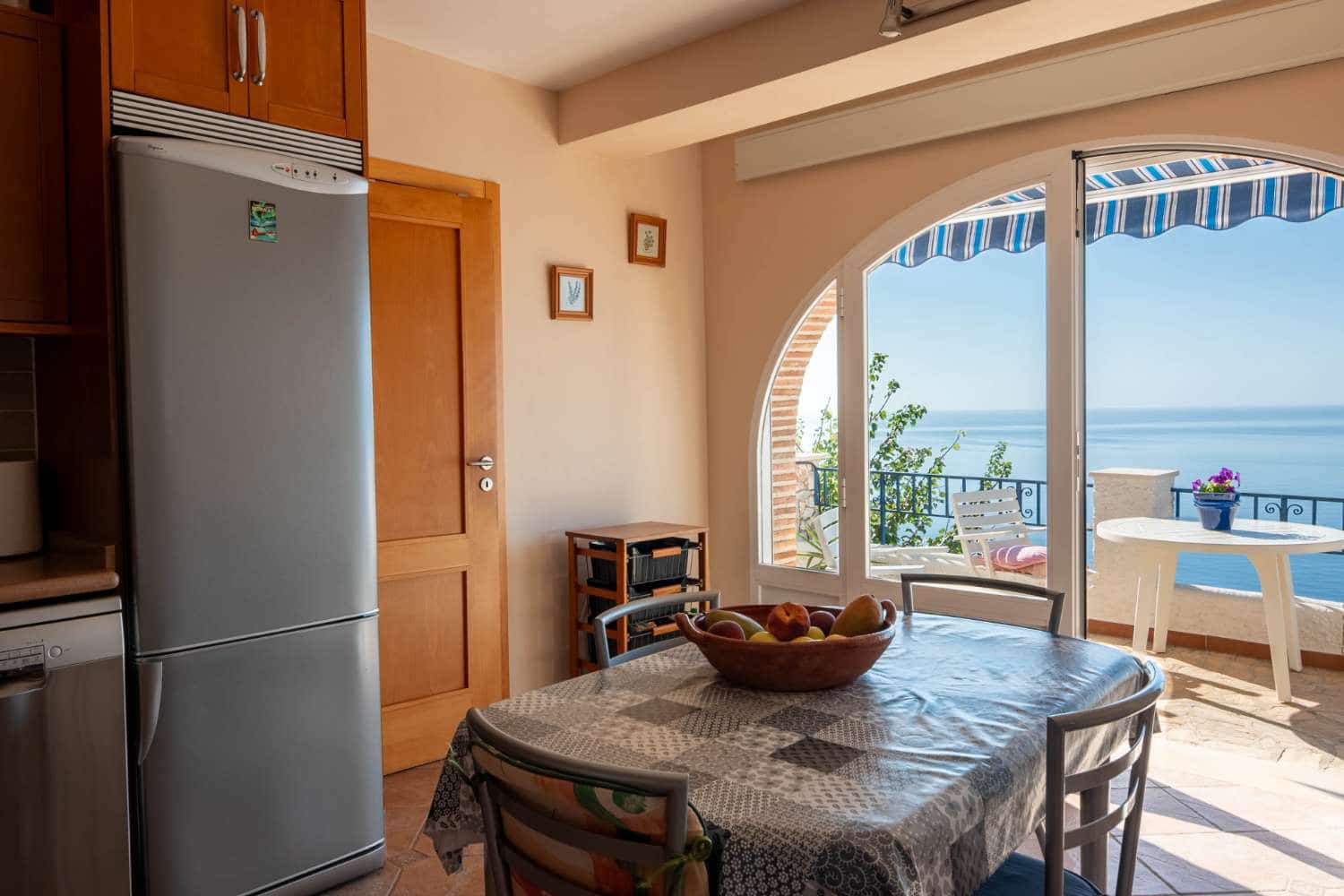3 camera da letto Casa in vendita in Salobrena con piscina - 495.000 € (Rif: 9998143)