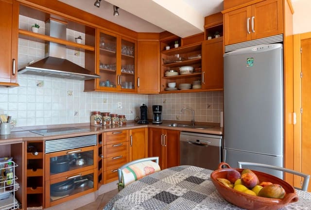 3 camera da letto Casa in vendita in Salobreña con piscina - 495.000 € (Rif: 9998143)