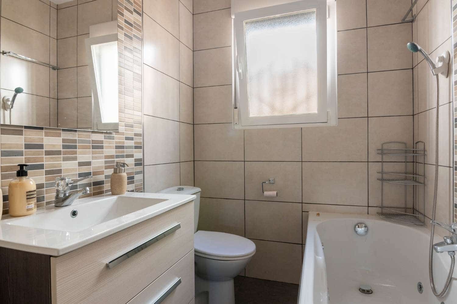3 camera da letto Casa in vendita in Salobrena con piscina - 495.000 € (Rif: 9998143)