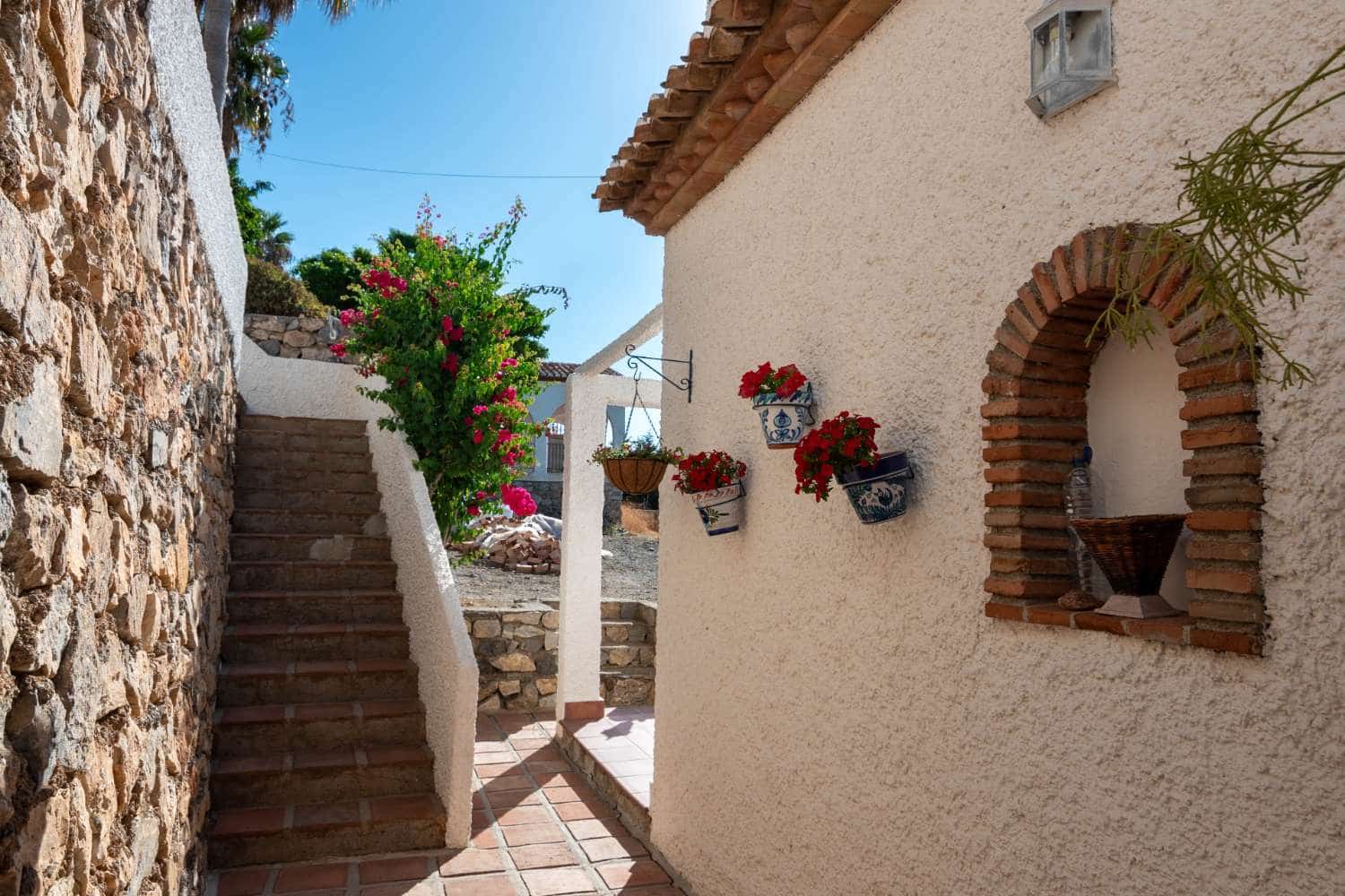 3 camera da letto Casa in vendita in Salobrena con piscina - 495.000 € (Rif: 9998143)