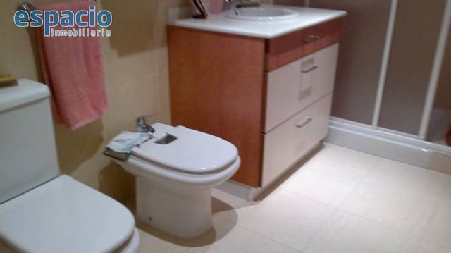 2 slaapkamer Appartement te koop in Cacabelos met garage - € 110.000 (Ref: 1729755)