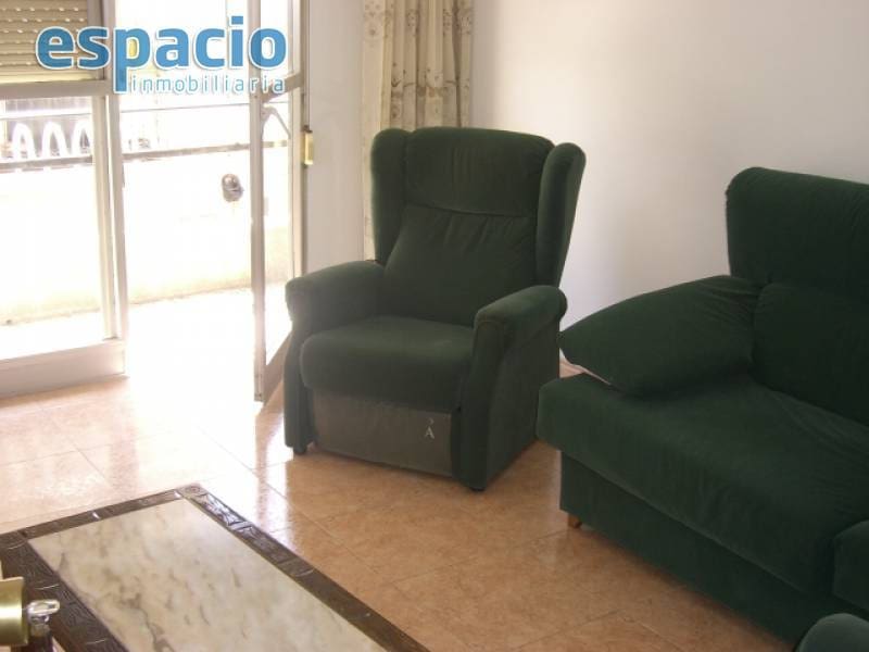 4 soveværelse Lejlighed til salg i Ponferrada - € 95.000 (Ref: 1729757)