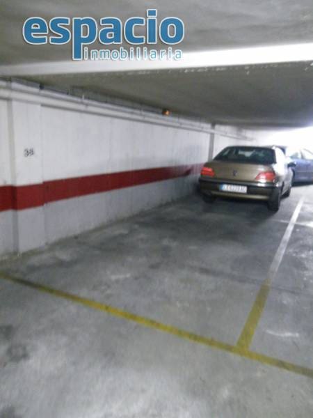 3 soveværelse Lejlighed til salg i Ponferrada med garage - € 140.000 (Ref: 1729831)