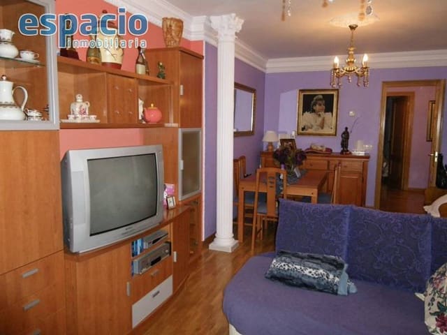 4 soverom Leilighet til salgs i Ponferrada med garasje - € 180 000 (Ref: 1733436)