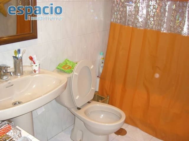 2 soveværelse Lejlighed til salg i Ponferrada - € 119.000 (Ref: 1883455)