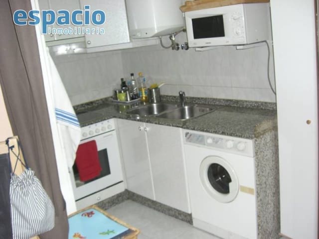 2 soveværelse Lejlighed til salg i Ponferrada - € 119.000 (Ref: 1883455)