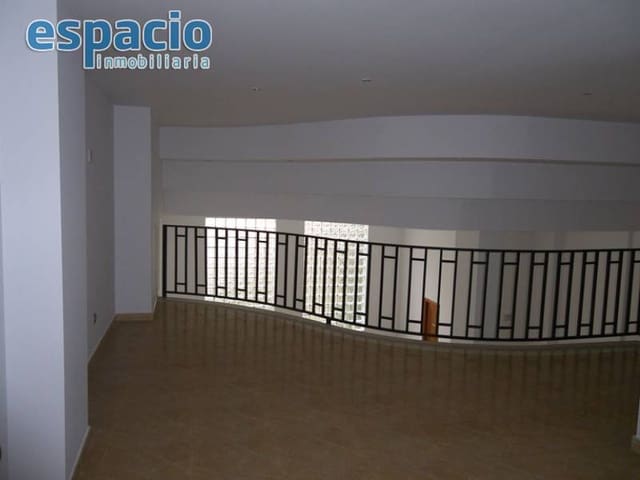 Kommersiell att hyra i Ponferrada - 700 € (Ref: 1883464)