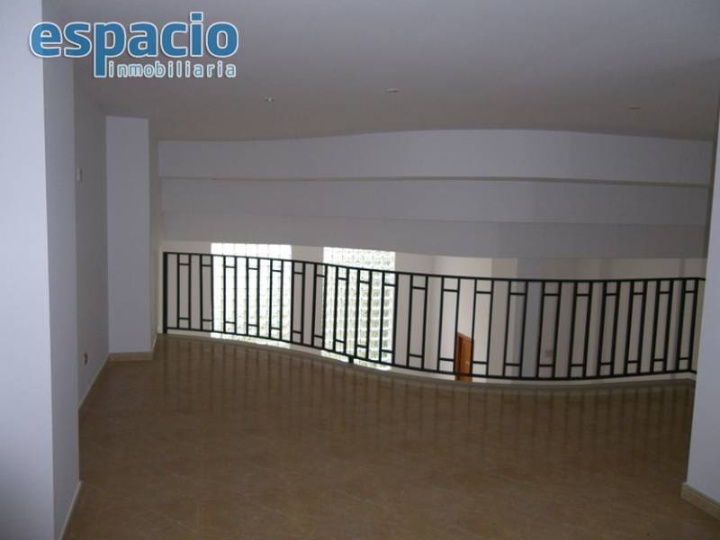 Erhverv til leje i Ponferrada - € 700 (Ref: 1883464)