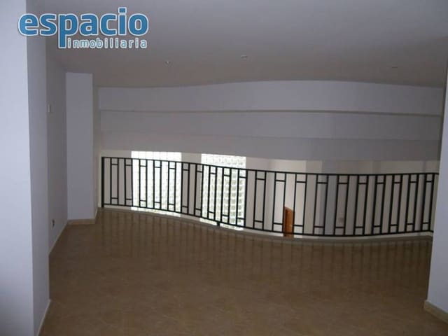 Kommersiell att hyra i Ponferrada - 700 € (Ref: 1883464)