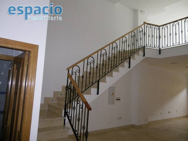 Kaupallinen vuokrattavana paikassa Ponferrada - 700 € (Ref: 1883521)