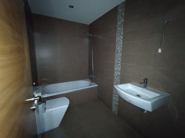 2 soverom Leilighet til salgs i Ponferrada med garasje - € 109 000 (Ref: 1894016)