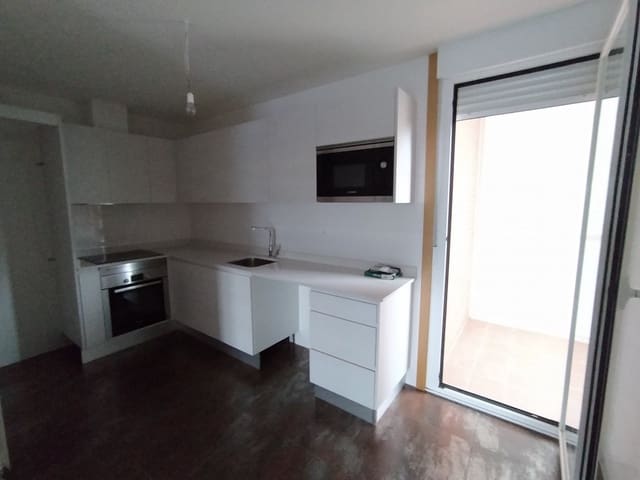 2 soverom Leilighet til salgs i Ponferrada med garasje - € 109 000 (Ref: 1894016)