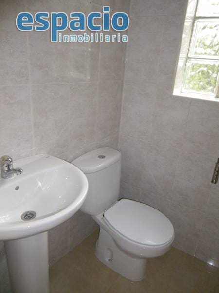 Erhverv til leje i Ponferrada - € 800 (Ref: 1898122)