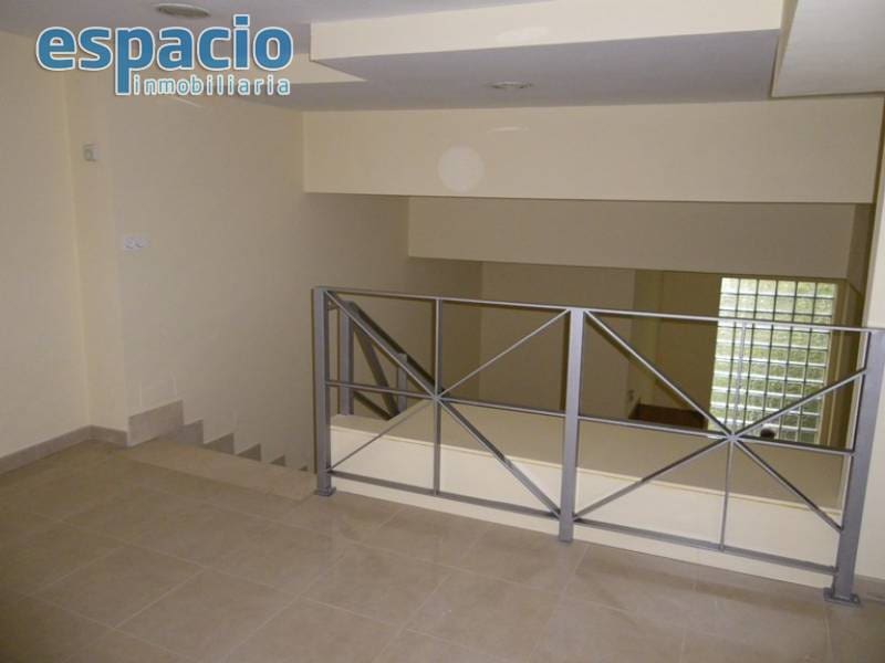 Erhverv til leje i Ponferrada - € 800 (Ref: 1898122)