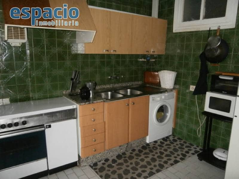2 slaapkamer Flat te koop in Ponferrada - € 53.000 (Ref: 2156394)