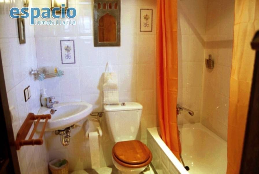 3 soveværelse Villa til salg i Molinaseca med swimmingpool - € 260.000 (Ref: 2156476)