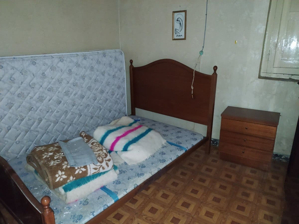 4 soveværelse Finca/Landehus til salg i Fabero - € 38.000 (Ref: 2733768)