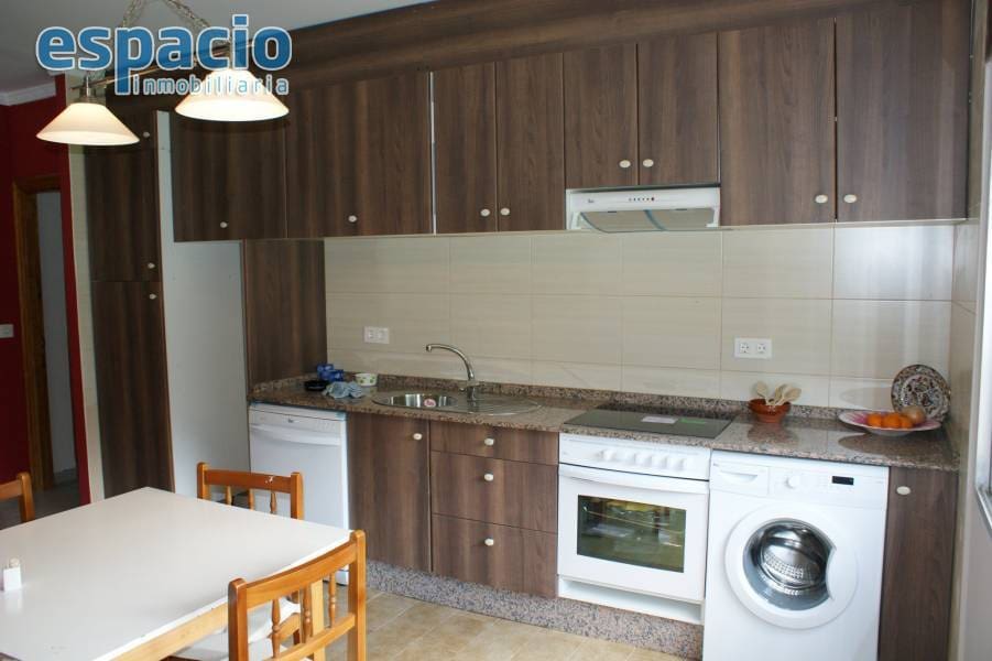 3 soveværelse Villa til salg i Quiroga - € 210.000 (Ref: 2733776)