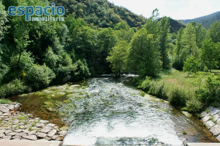 3 soveværelse Villa til salg i Quiroga - € 210.000 (Ref: 2733776)