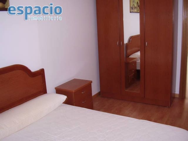 3 soveværelse Lejlighed til salg i Ponferrada med garage - € 150.000 (Ref: 2733792)