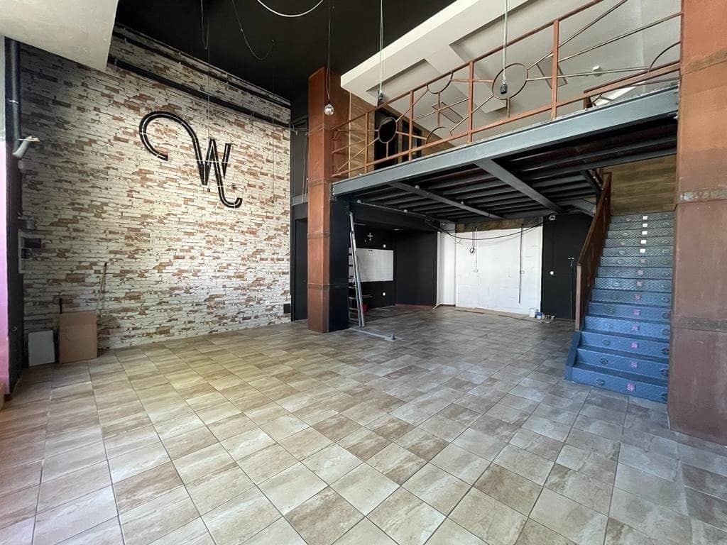 Commerciale da affittare in Ponferrada - 600 € (Rif: 2733893)