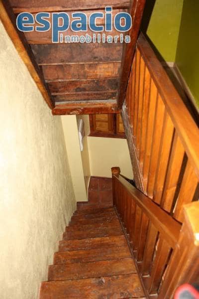 4 soveværelse Villa til salg i Puente de Domingo Florez - € 70.000 (Ref: 2733895)