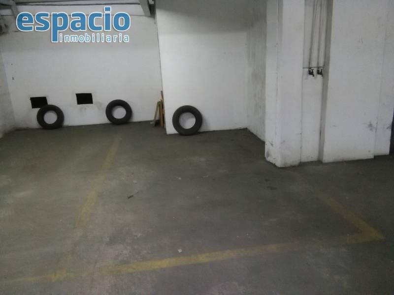 Garage til salg i Ponferrada - € 12.000 (Ref: 2733911)