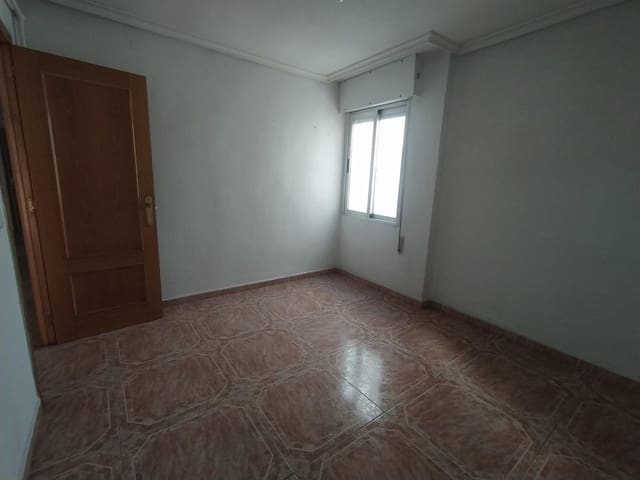 3 sovrum Lägenhet till salu i Ponferrada - 48 000 € (Ref: 2733913)